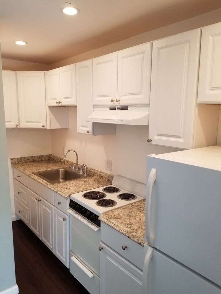 Nightingale Apartments - Photo 3 of 10