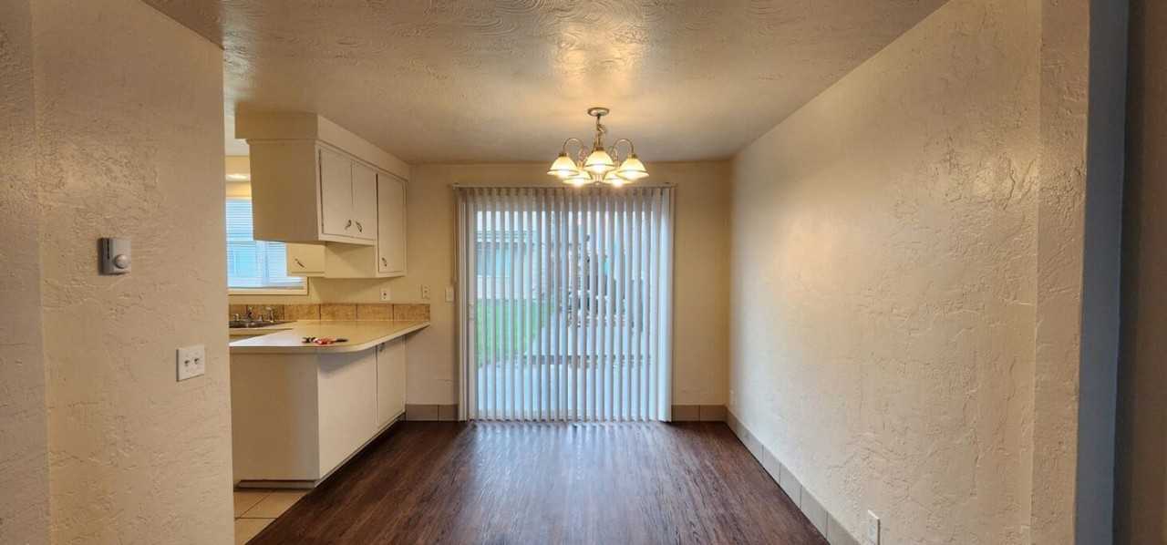 483-D Street - Photo 2 of 15