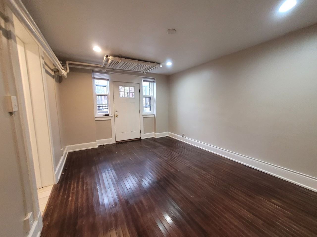 1534 Woodland Ave #B1 - Photo 2 of 28