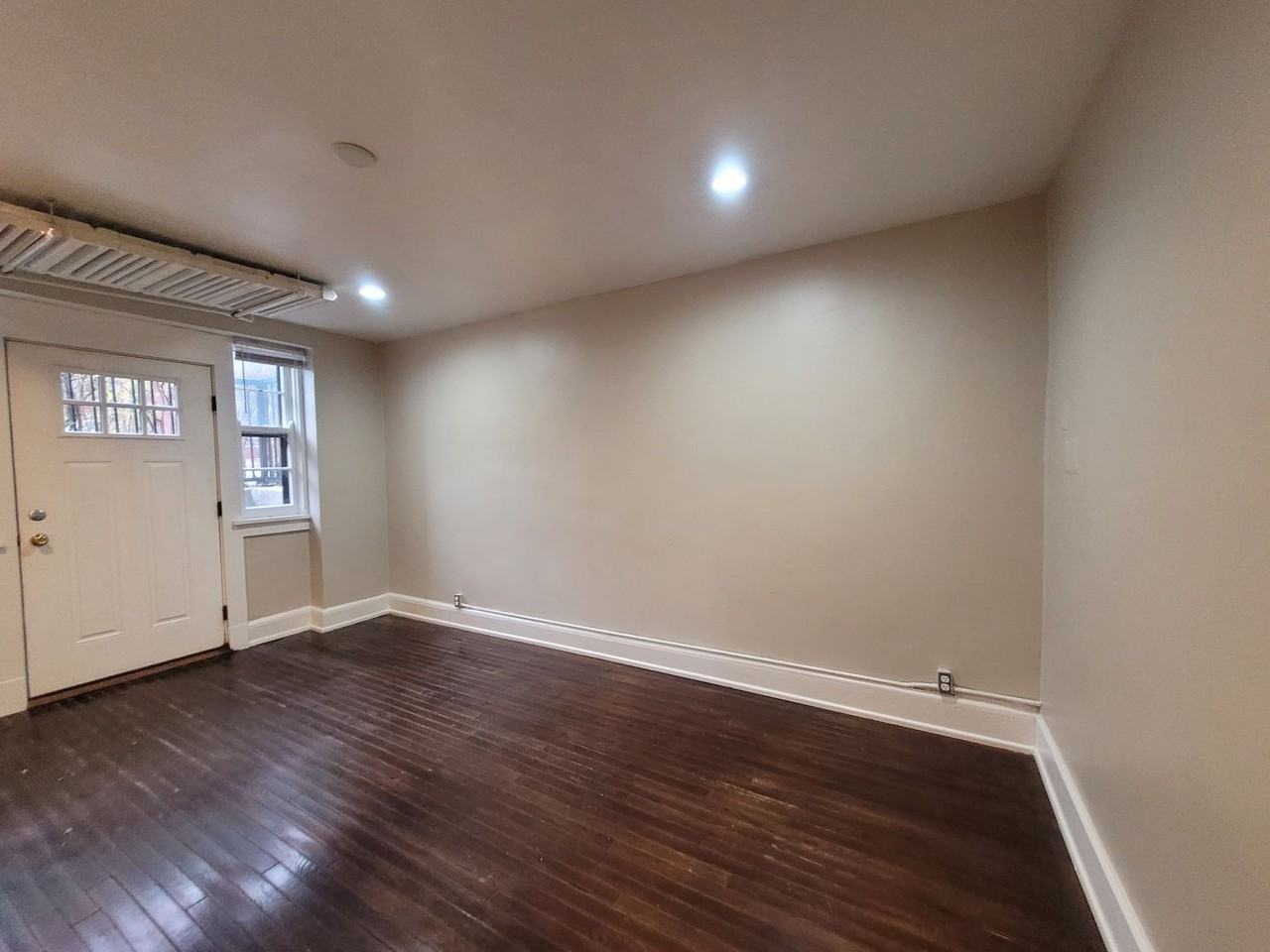 1534 Woodland Ave #B1 - Photo 5 of 28