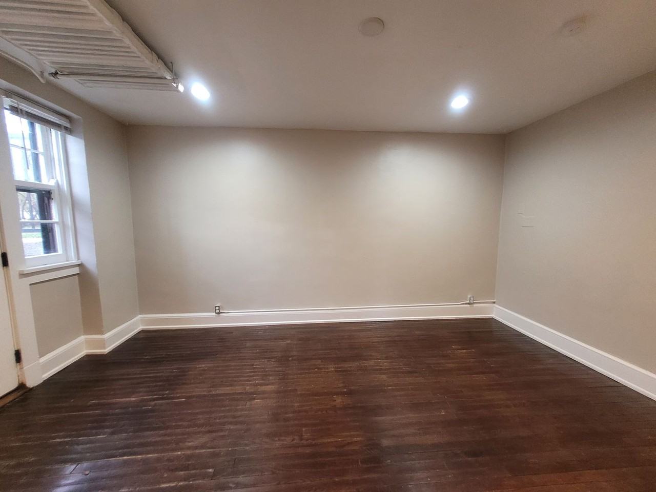 1534 Woodland Ave #B1 - Photo 7 of 28