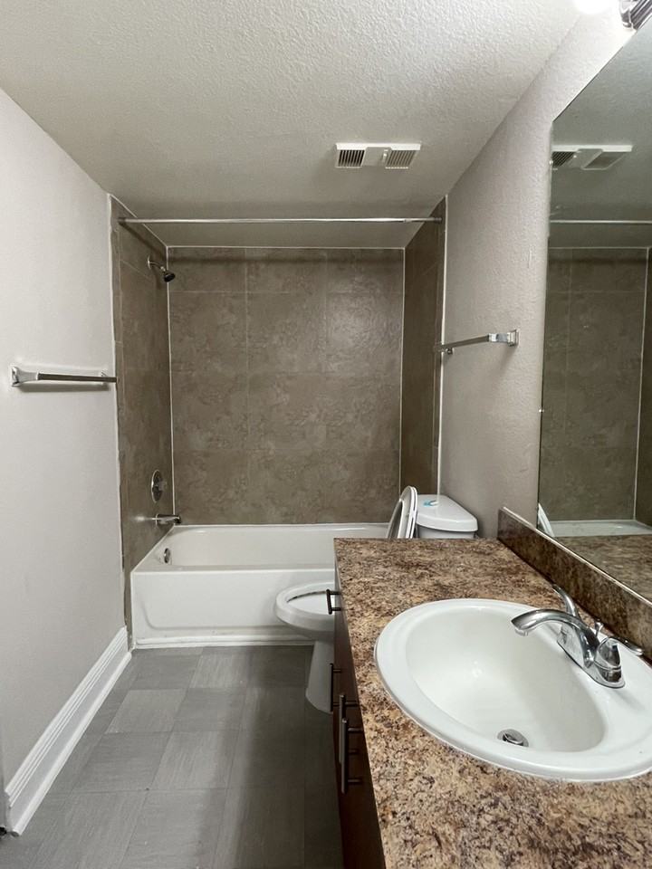 642 Siesta Key Circle #2824 - Photo 7 of 20