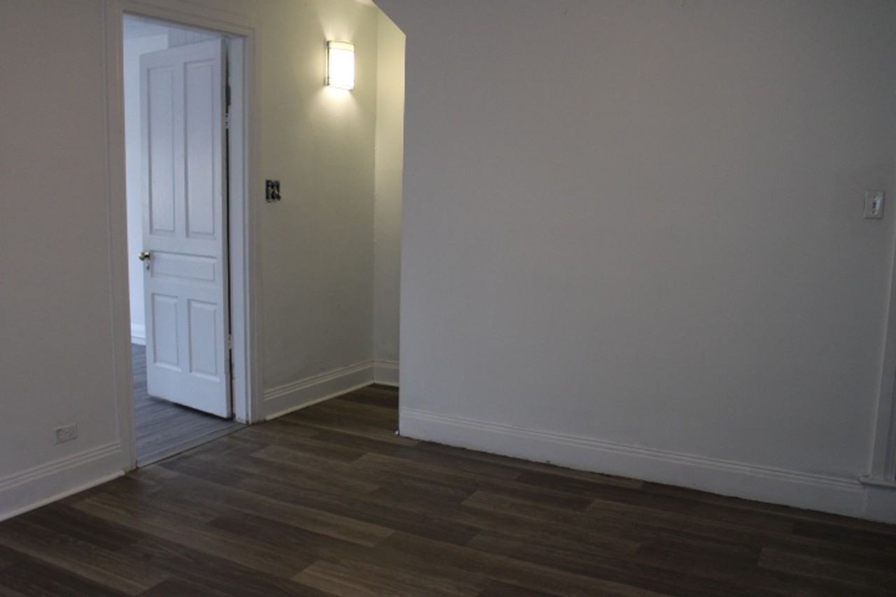 427 N Newberry St - Photo 2 of 12