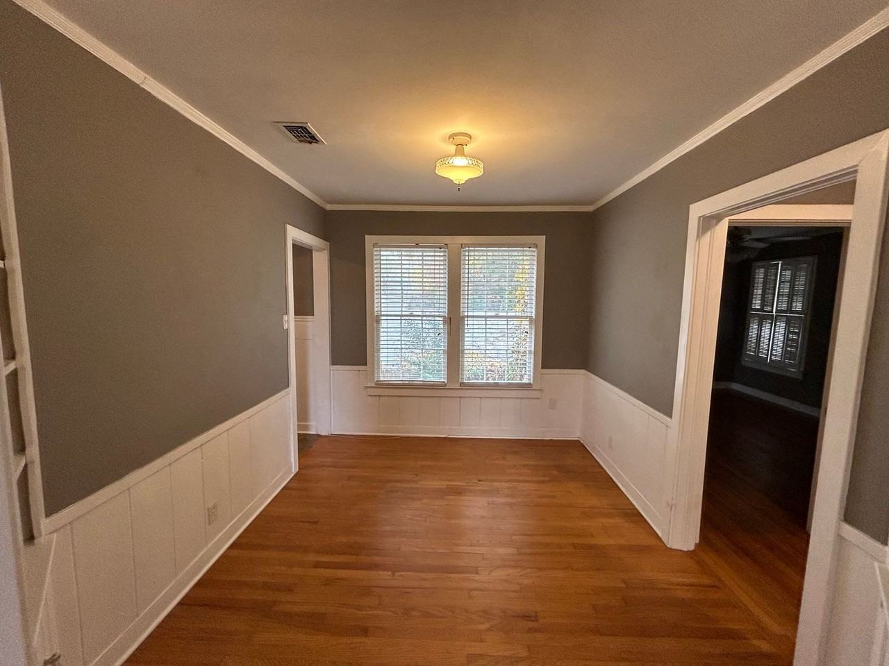 3551 W 4th St #4 - Photo 5 of 13