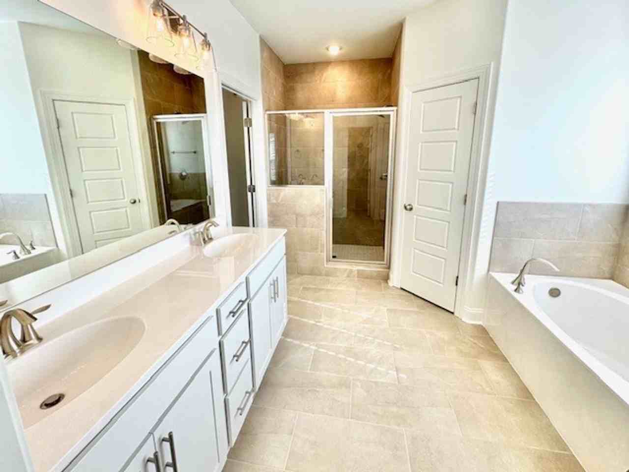 5301 Douglas Dr - Photo 7 of 13