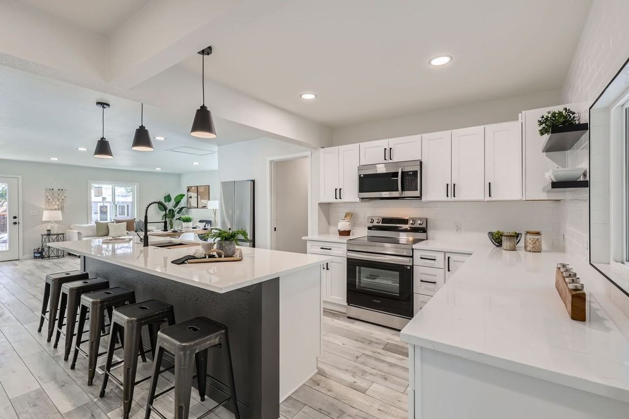 3711 S Sherman St - Photo 6 of 27