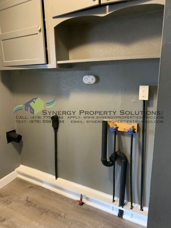 316 Myers Ave - Photo 3 of 50