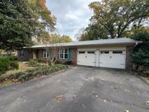 809 Knights Ct - Photo 1 of 1