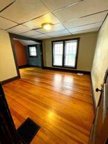 1011 Vaughn St - Photo 1 of 1