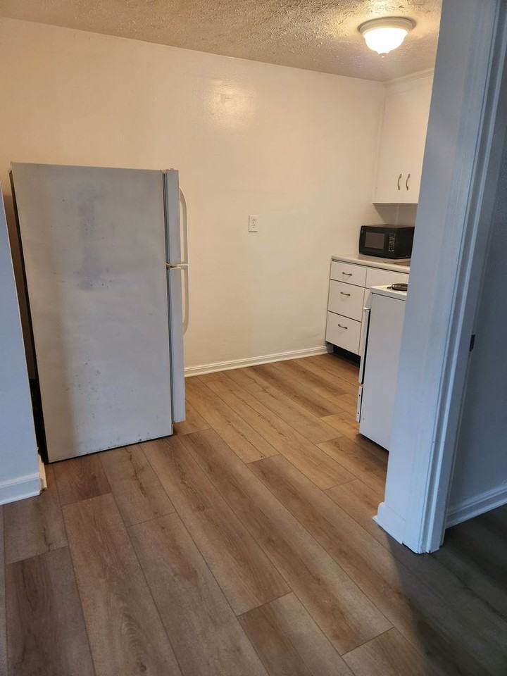 2226 Mayflower Mnr - Photo 5 of 12