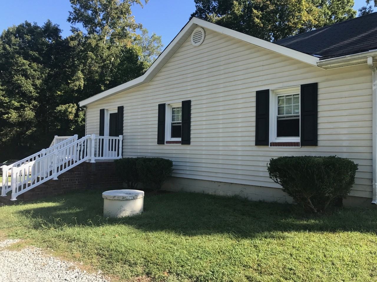 2992 Hadensville Fife Rd - Photo 3 of 13