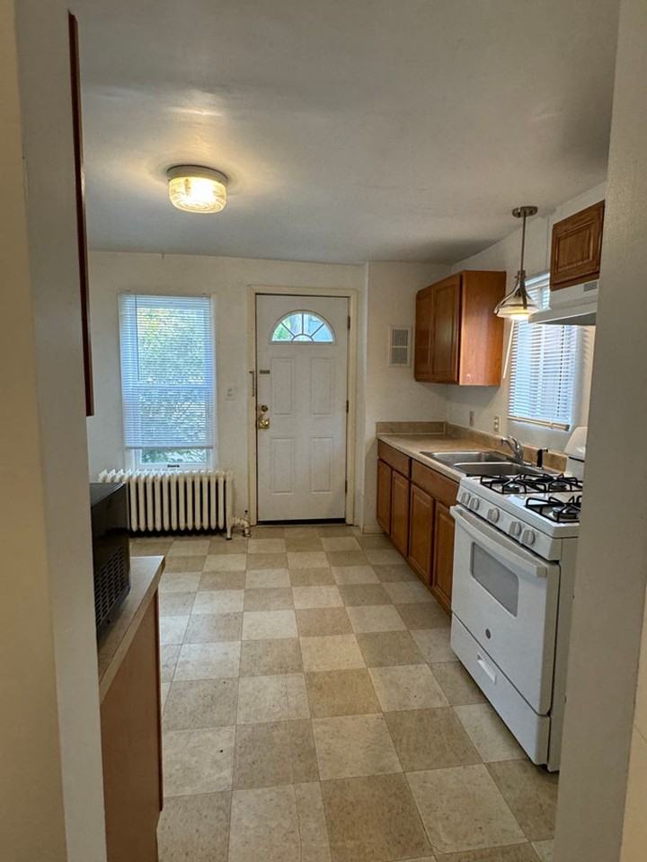 119 West Mosley Street - Photo 5 of 28