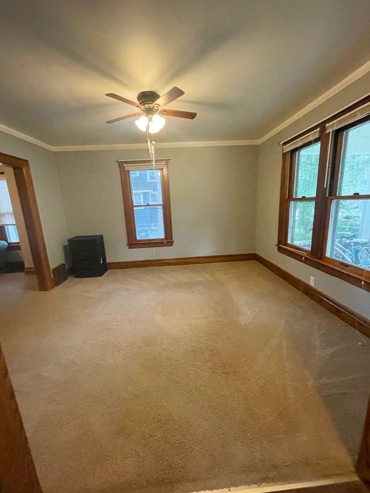 1204 White Street - Photo 4 of 25