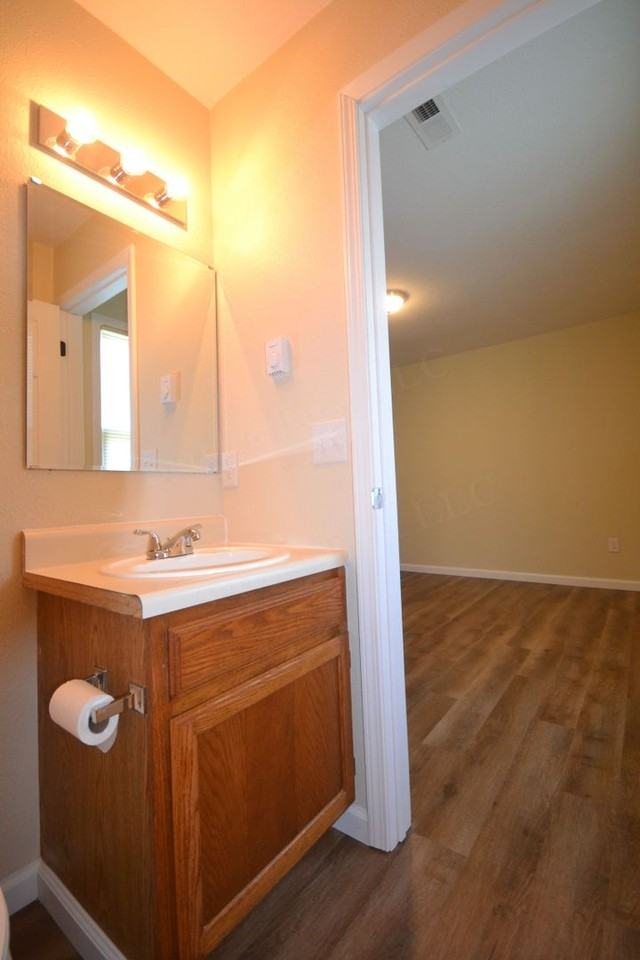 2535 S Morrisville Rd - Photo 6 of 19