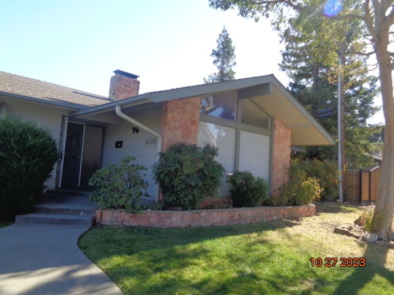 405 S 7th St - Photo 2 of 21