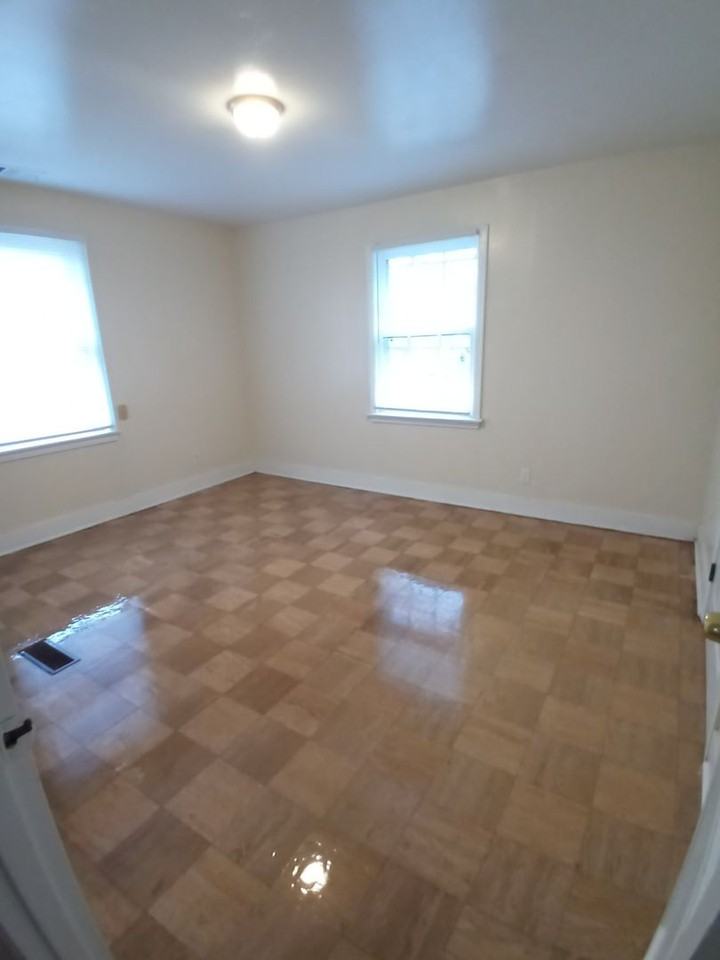 1600 N Olive St - Photo 7 of 9