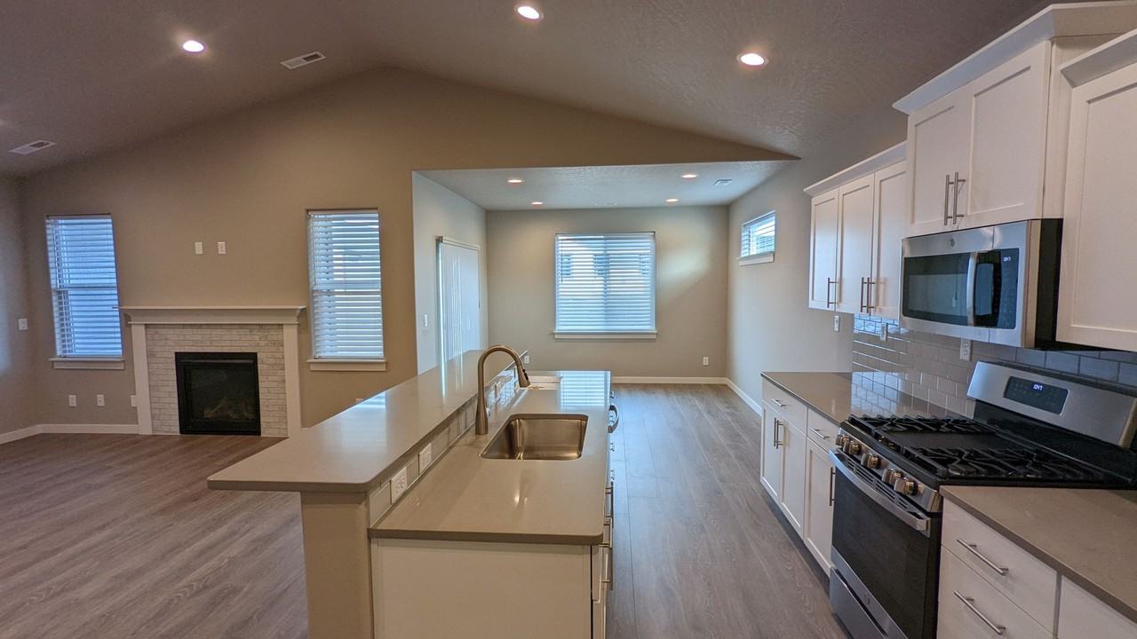 3794 N Peyton Ln - Photo 3 of 18