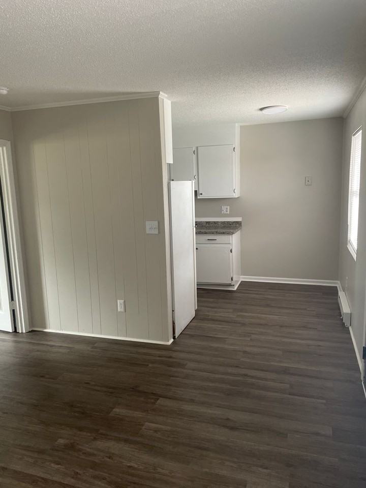 803-807-811 Utah Dr. - Photo 4 of 19