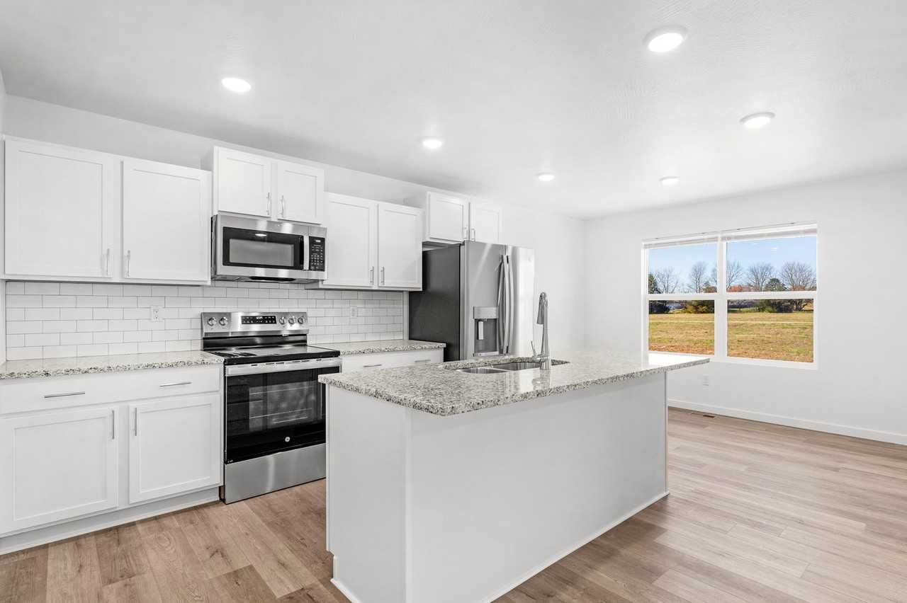 805 Lambert Circle - Photo 2 of 47