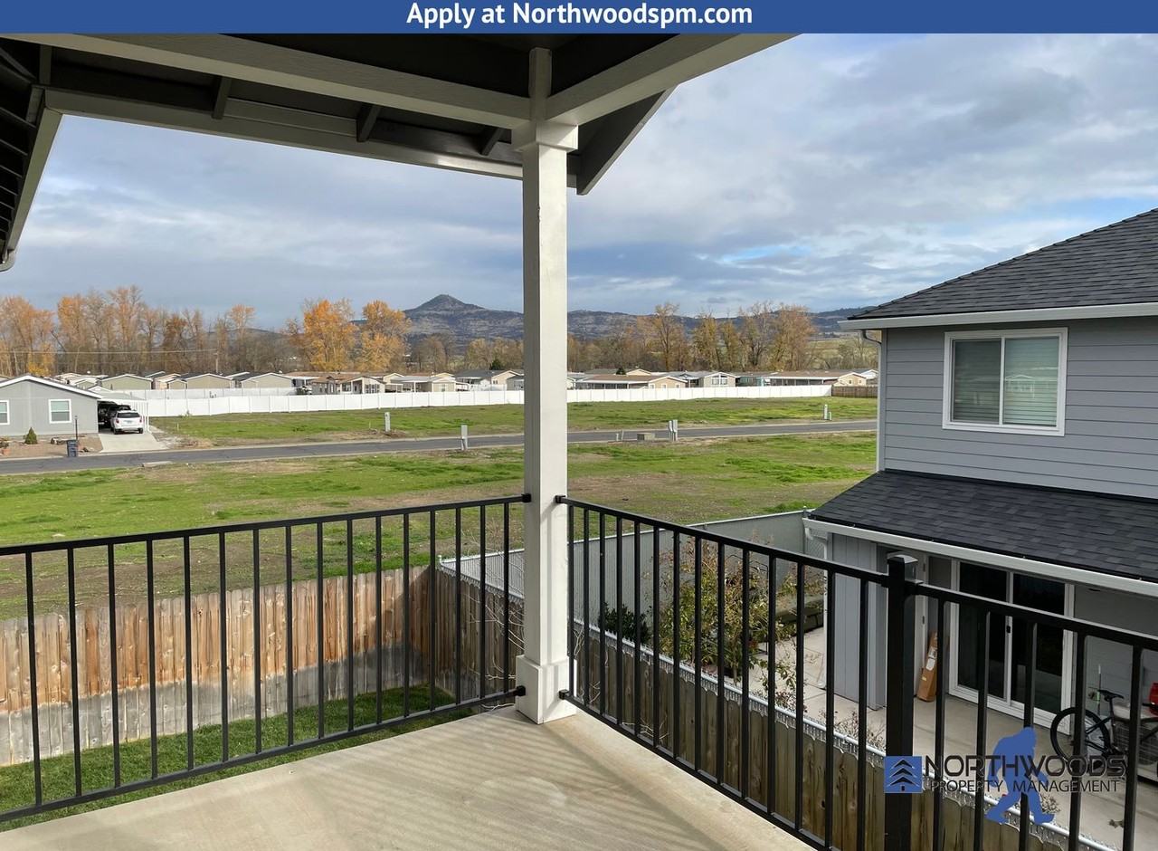 175 Northridge Ter - Photo 4 of 17