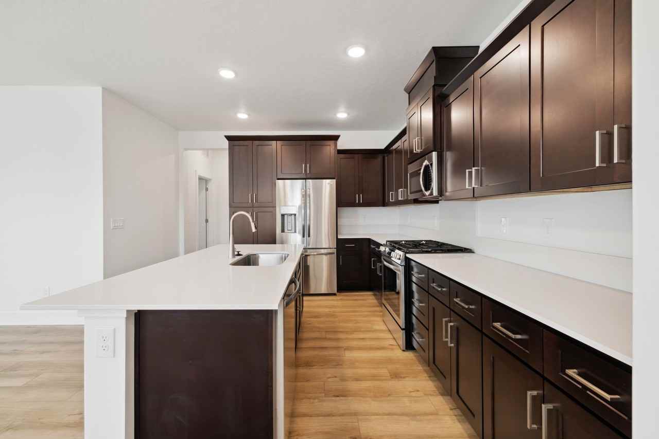 8256 W Pacific Yew St - Photo 7 of 25