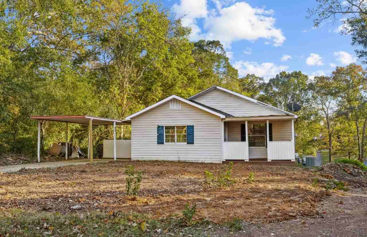 929 Heflin Ave E - Photo 2 of 13