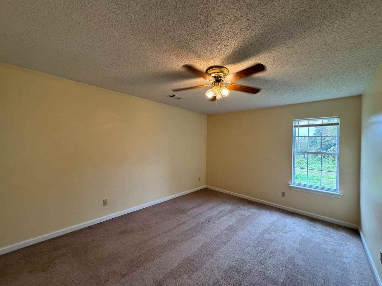 3018 Old Maysville Rd - Photo 2 of 8