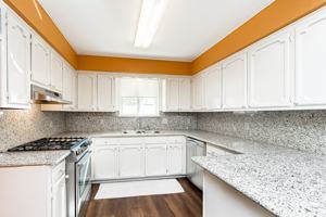 featured image of 1026 W Tom Stokes Ct