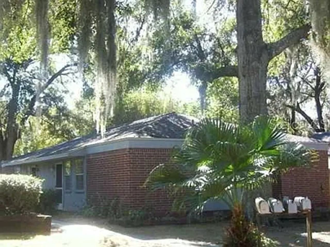 321 E Poinsettia St - Photo 2 of 7