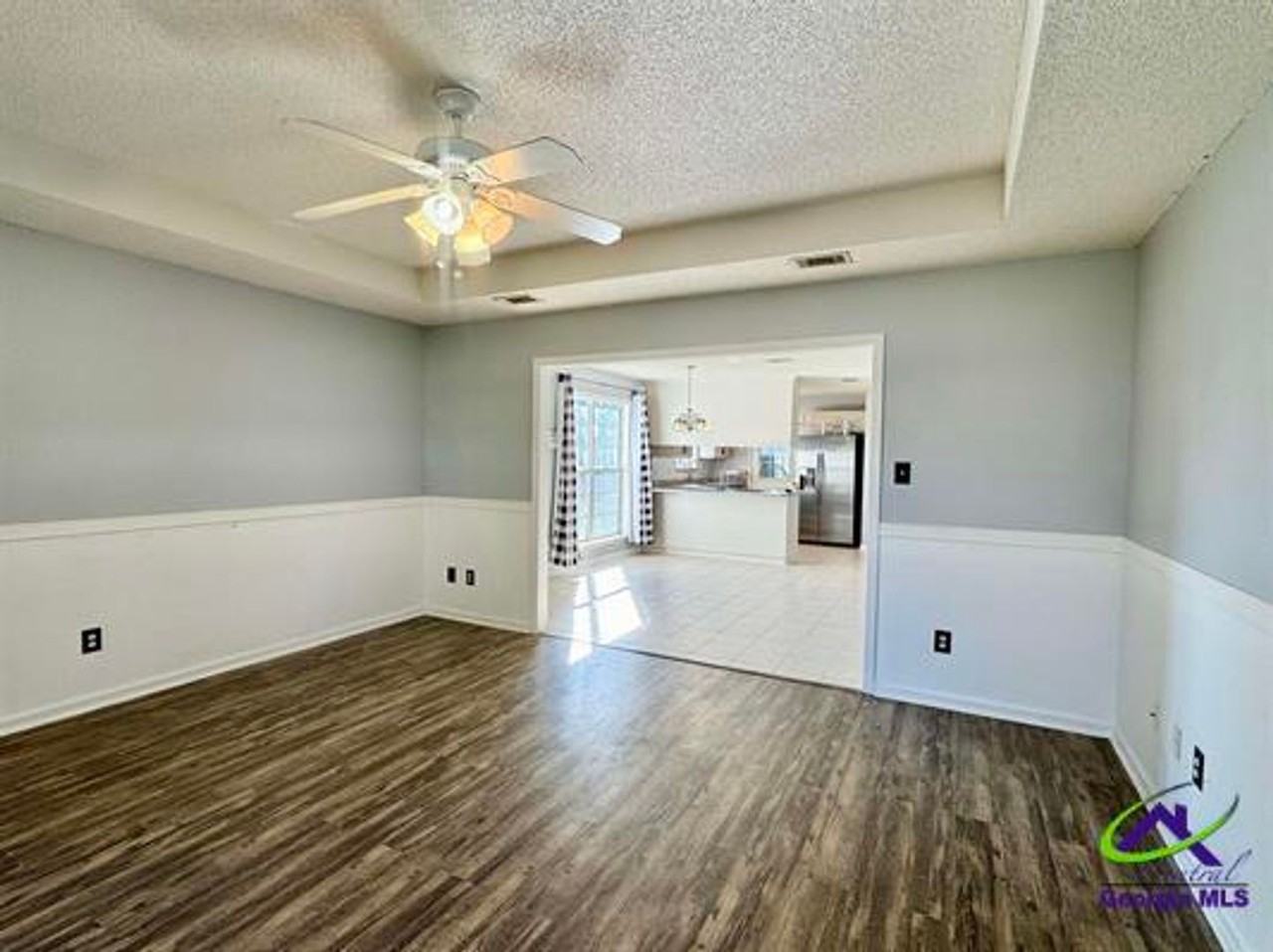 214 Wynfield Ln - Photo 3 of 30