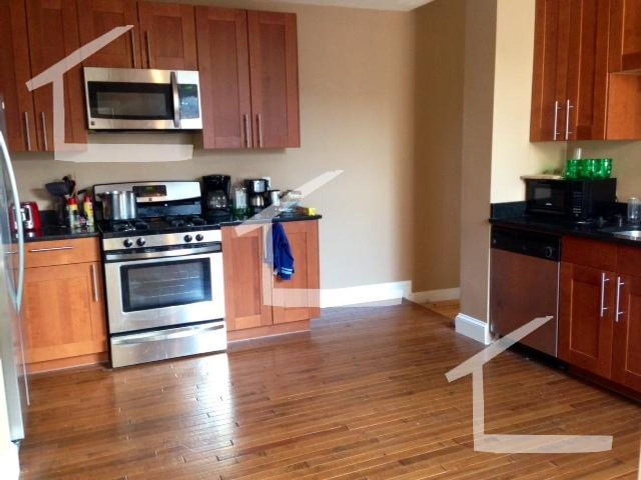 8 Glenville Ave - Photo 3 of 12