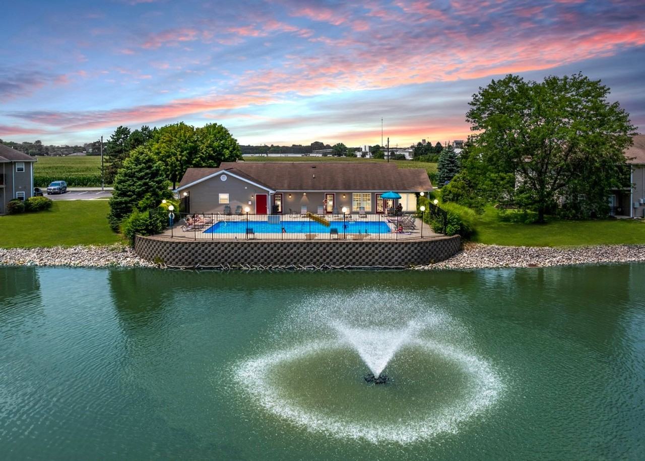 101 Aspen Dr - Photo 3 of 23