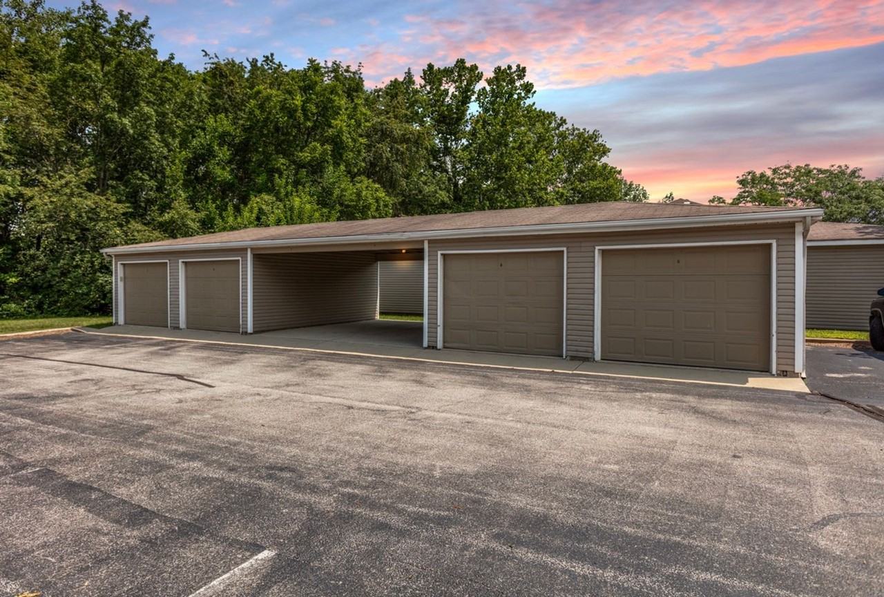 101 Aspen Dr - Photo 6 of 23