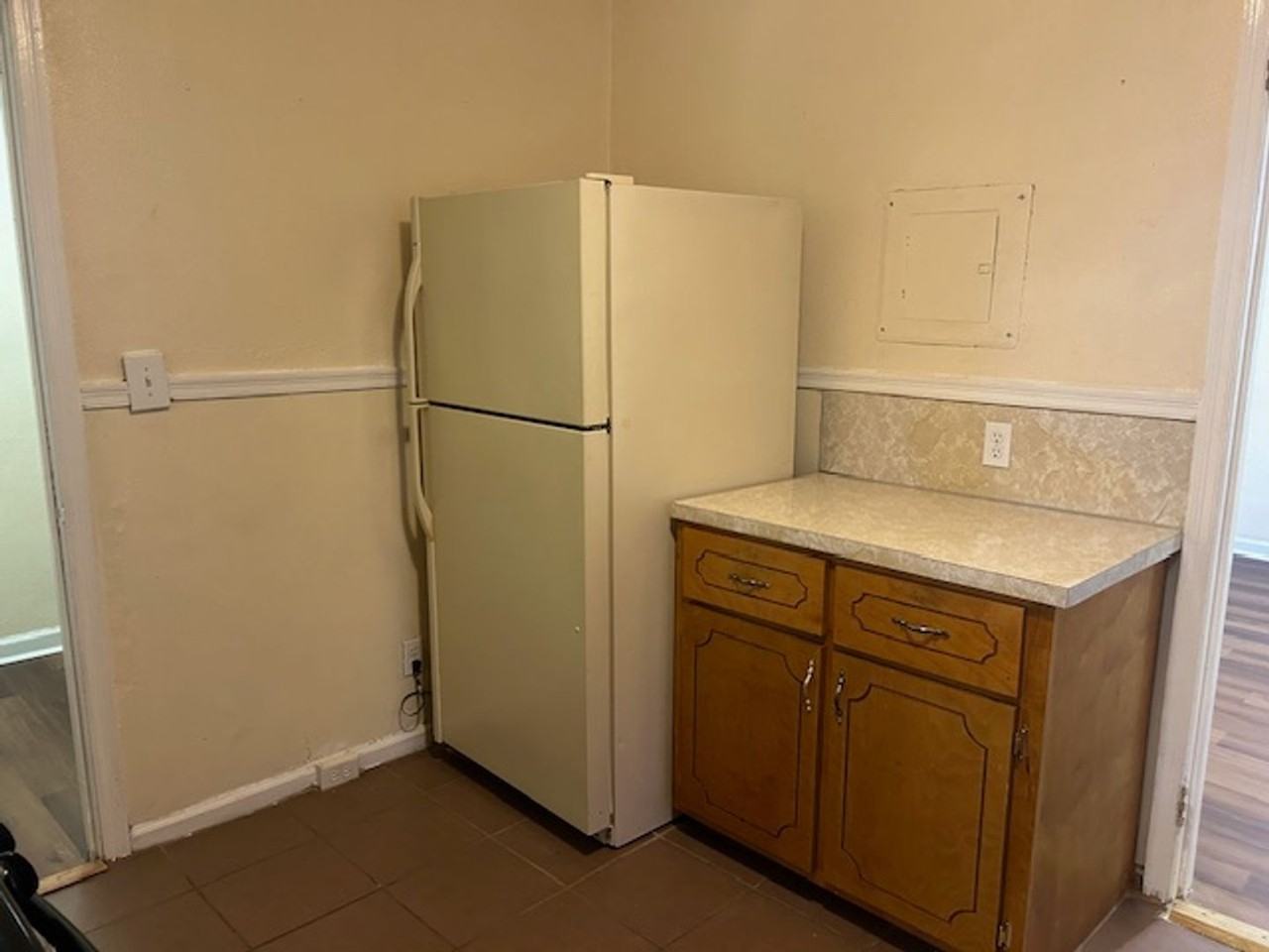 2424 7th St - Photo 5 of 21