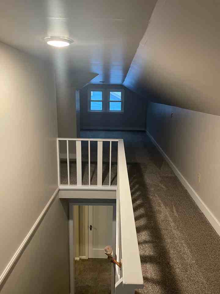 515 Avenue B - Photo 7 of 27