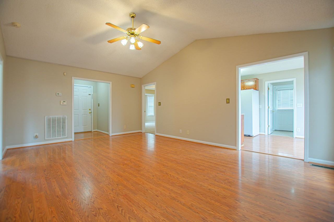 1317 Jared Ray Dr - Photo 5 of 16