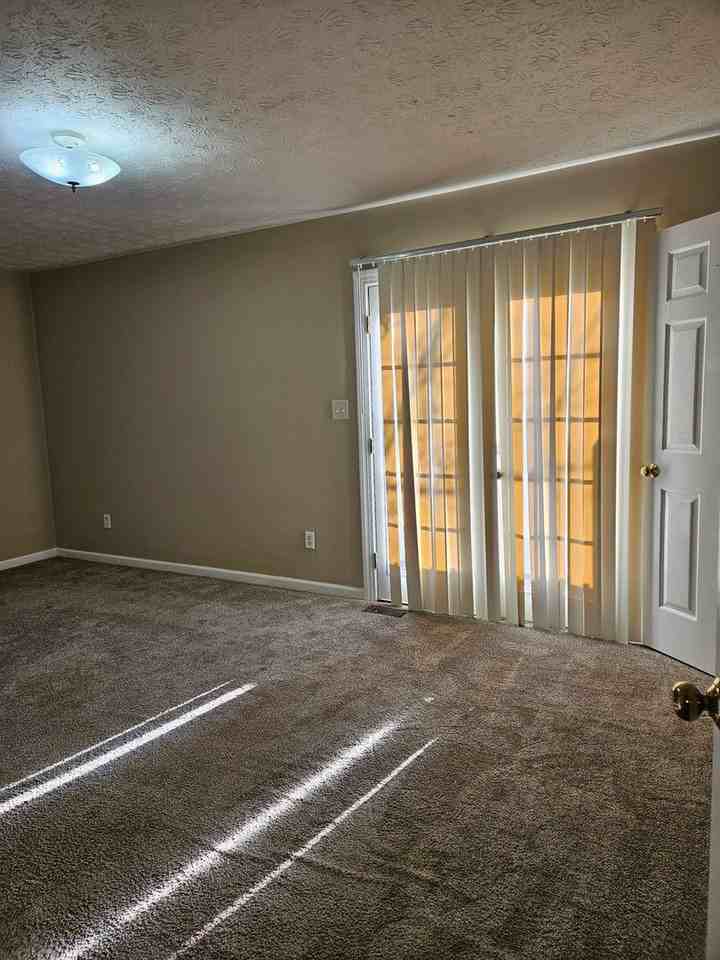 1322 Dale Dr - Photo 6 of 19
