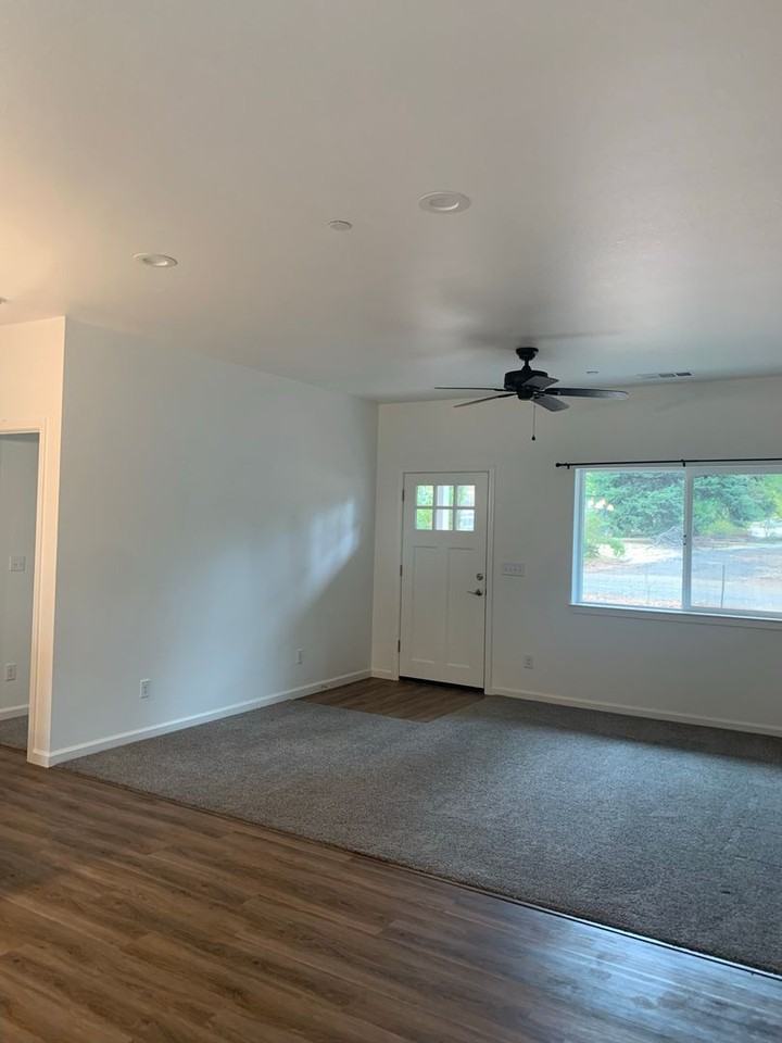 1612 Walnut Ln - Photo 6 of 24