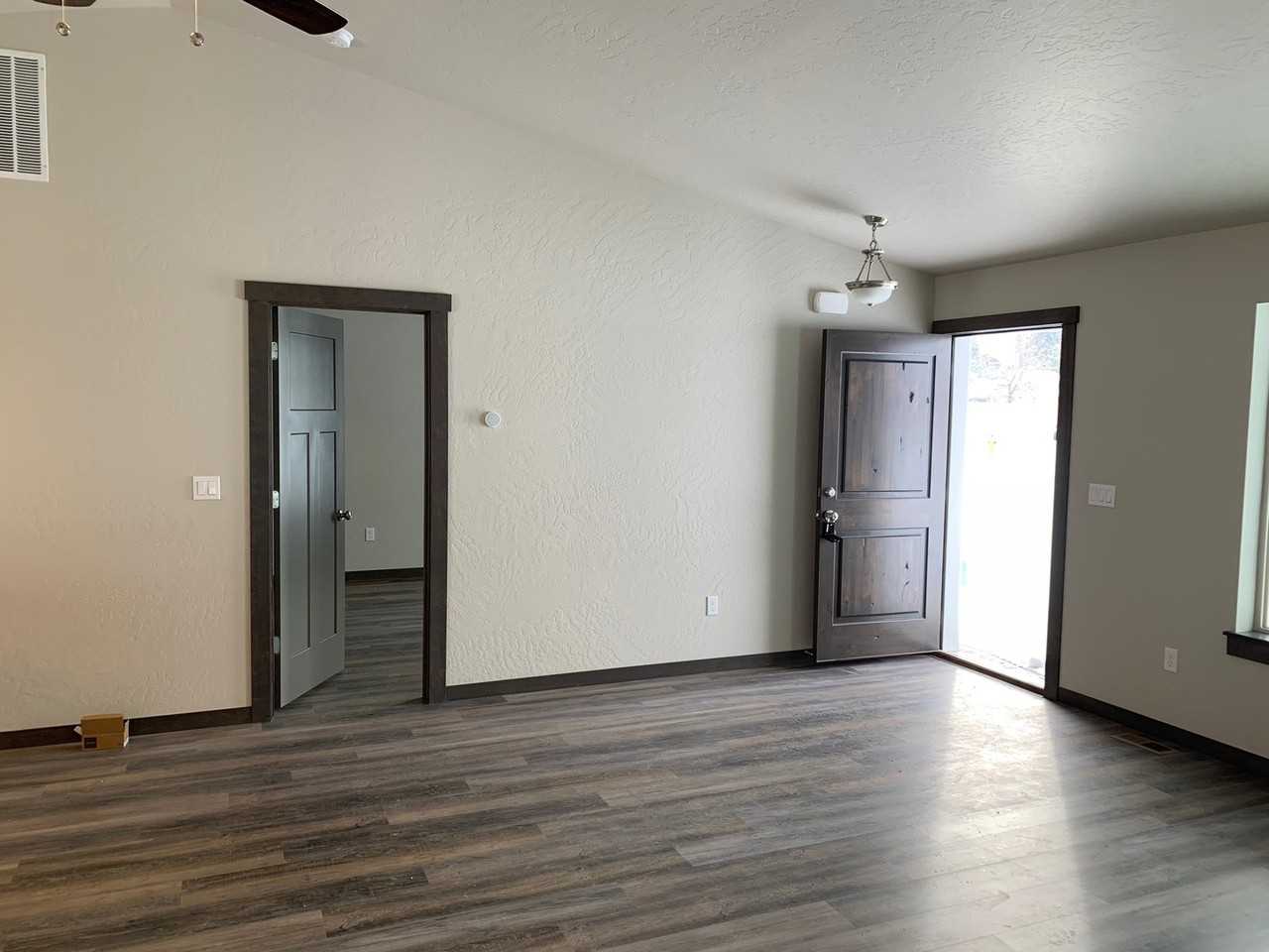 867 W Cutthroat Ct - Photo 2 of 15