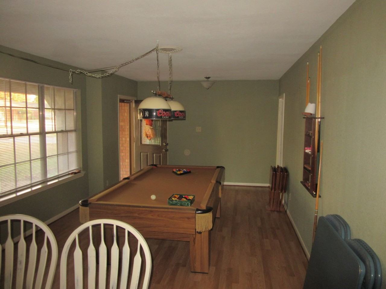 2902 Ivanhoe Ln - Photo 3 of 11