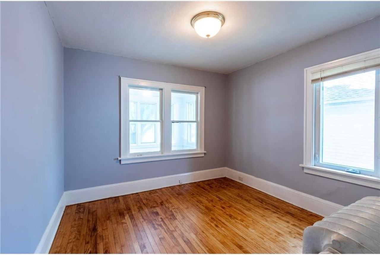 1583 Jefferson Ave - Photo 5 of 15