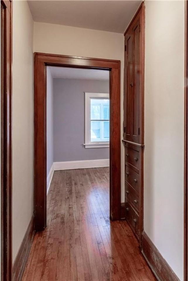1583 Jefferson Ave - Photo 3 of 15