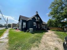 1142 Lyle St - Photo 1 of 1