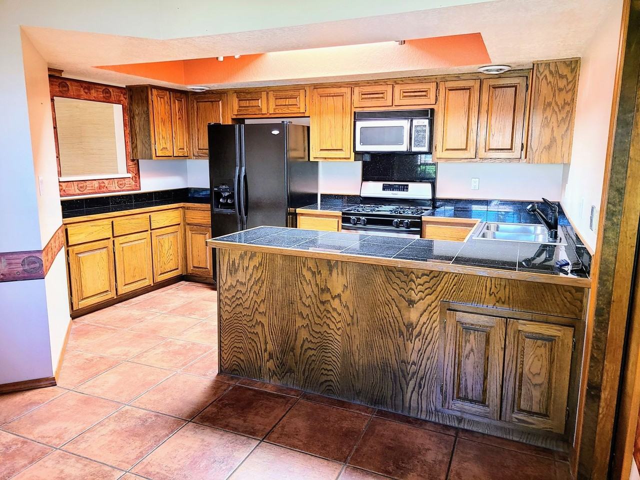 6912 La Costa Dr Ne - Photo 2 of 14