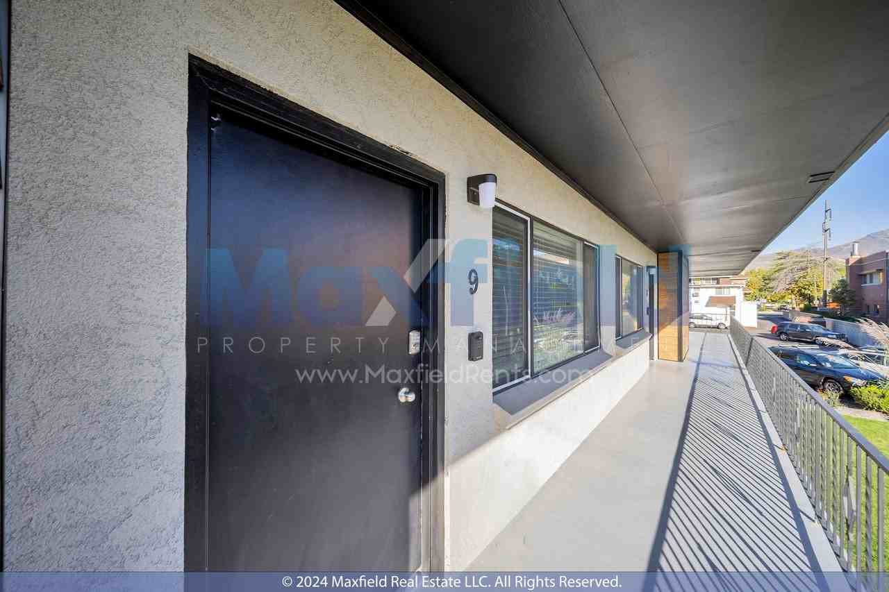 1964 S 900 E - Photo 4 of 18