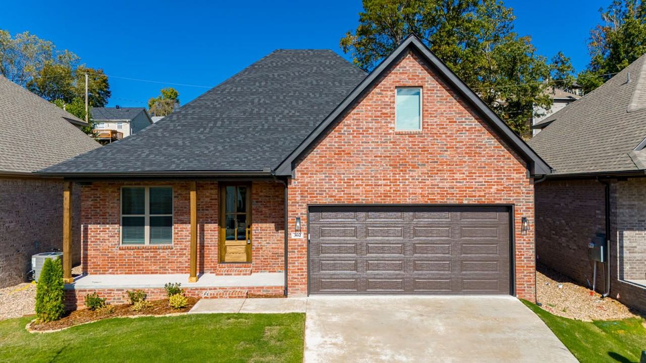 302 Kanis Ridge Dr - Photo 2 of 26