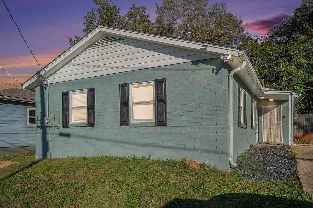1110 Ira St Sw - Photo 2 of 10