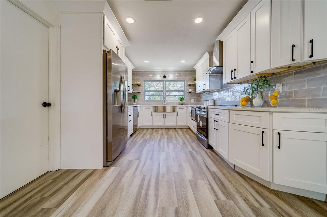 10618 Orange Blossom Ln - Photo 3 of 27