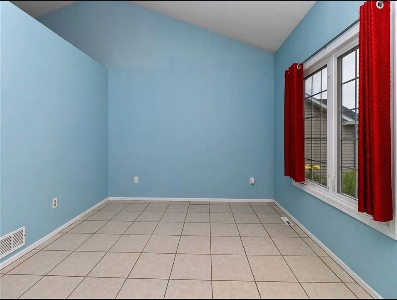 2638 Whispering Ridge Dr - Photo 3 of 20