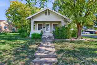 201 N Highland Ave - Photo 1 of 1